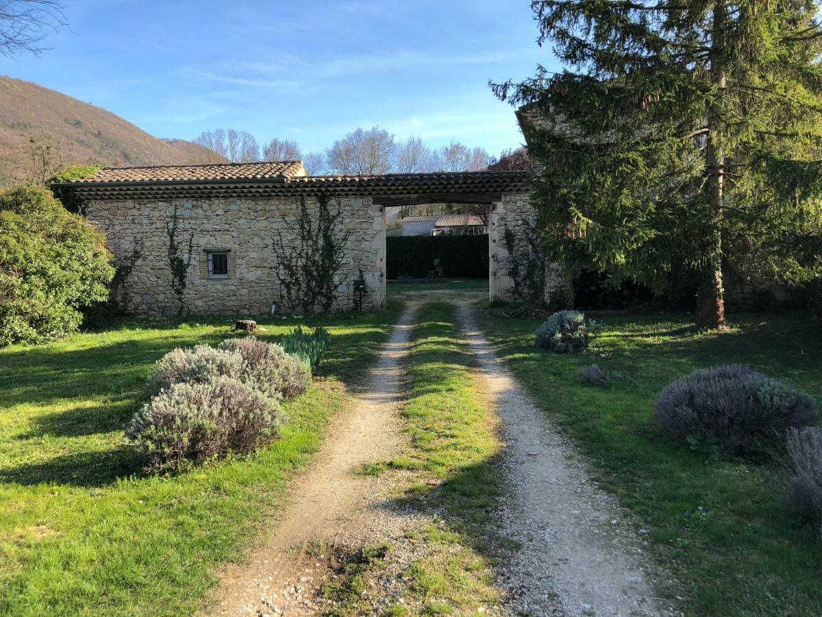 Gîte la Mirmandelle Extérieur photo